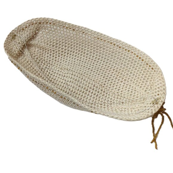 Vintage Hand-Crocheted Pillbox Fascinator Hat with golden beaded tussle - Picture 5 of 12